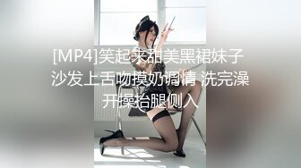 娇小年轻女友和猥琐头套男啪啪做爱，卫生间花样调教，无套爆菊花