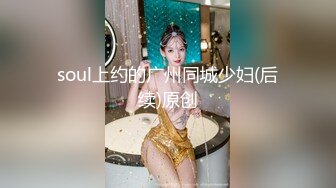 非主流小伙网购一个真人美女玩偶，附带操作指南，叫她干啥就干啥，小伙高兴坏了